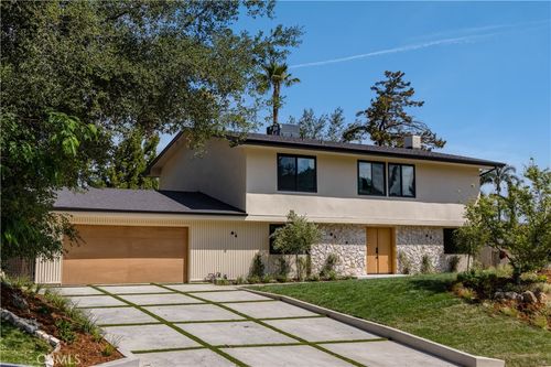 5873 Fairhaven Ave, Woodland Hills, CA, 91367-3930 | Card Image