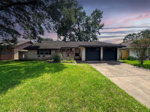5122 Sandydale Ln, Houston, TX, 77039-3837 | Card Image