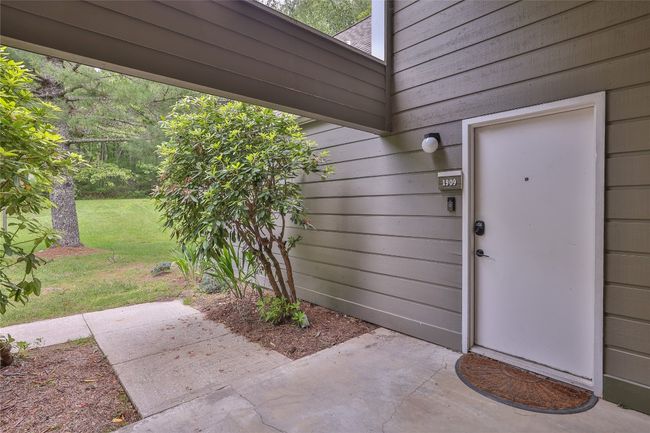 1909 - 260 River Run, Condo with 1 bedrooms, 1 bathrooms and null parking in Sapphire NC | Image 33