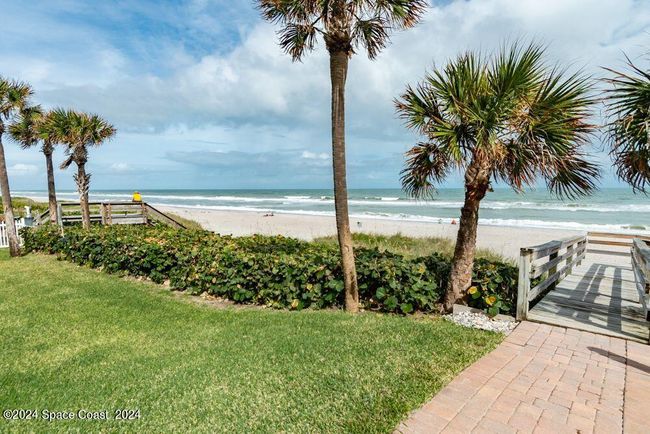 105 - 601 N Miramar Ave, Condo with 3 bedrooms, 3 bathrooms and null parking in Indialantic FL | Image 17