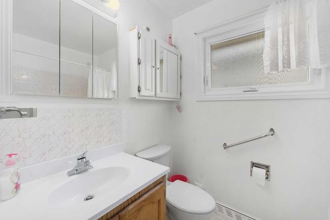 8 Foley Road Se, House other with 3 bedrooms, 1 bathrooms and 3 parking in Calgary AB | Image 14
