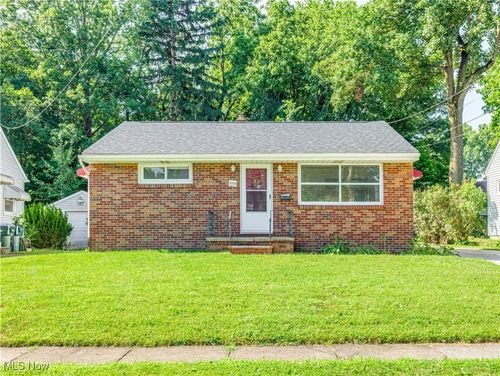 234 Jennings Ave, Cuyahoga Falls, OH, 44221-2110 | Card Image