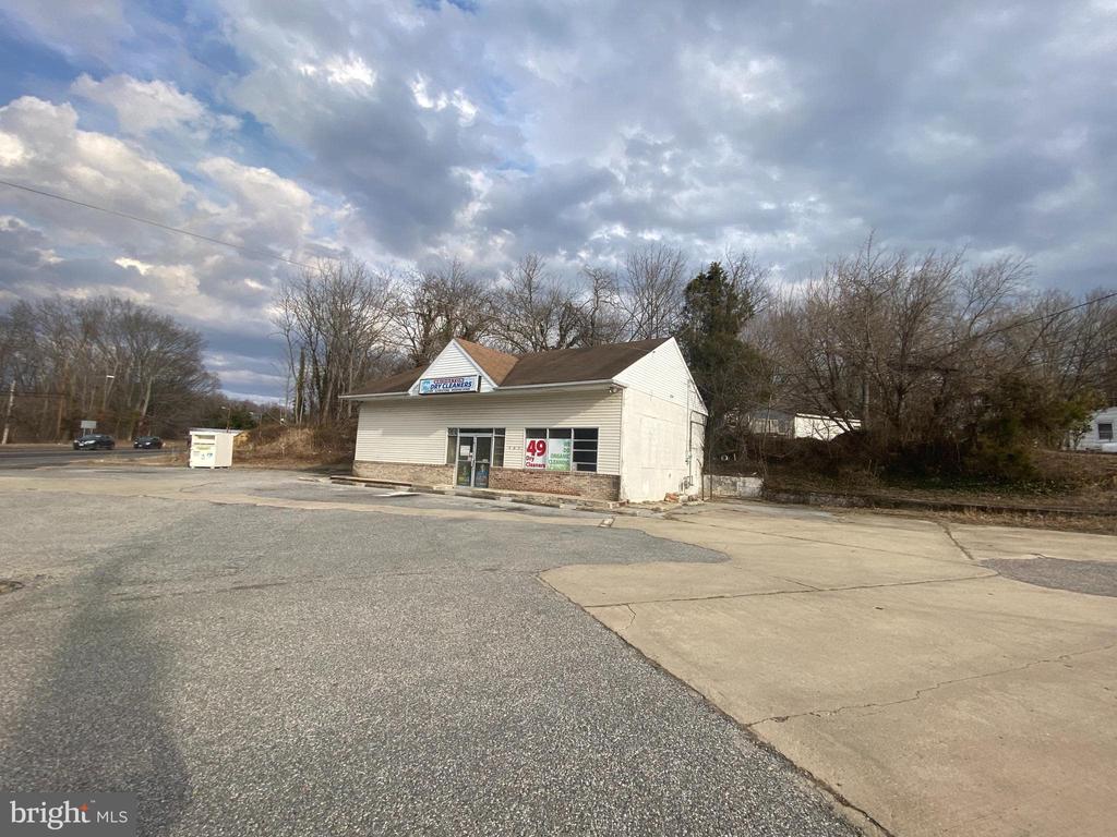 Commercial Sale in BRIDGETON 3