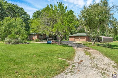 1246 N 1st Rd, Baldwin City, KS, 66006-7206 | Card Image