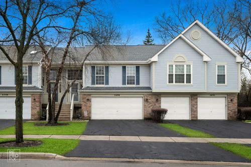 2696 S Embers Ln, Arlington Heights, IL, 60005-4670 | Card Image