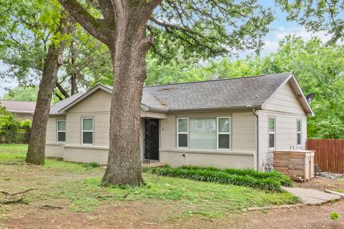 1311 Fulton Dr, Irving, TX, 75060-5724 | Card Image