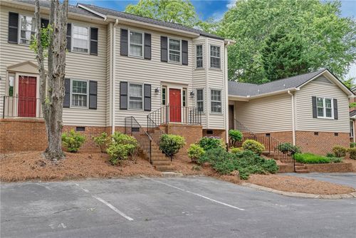 13-900 N North Main Street, Greenville, SC, 29609 | Card Image