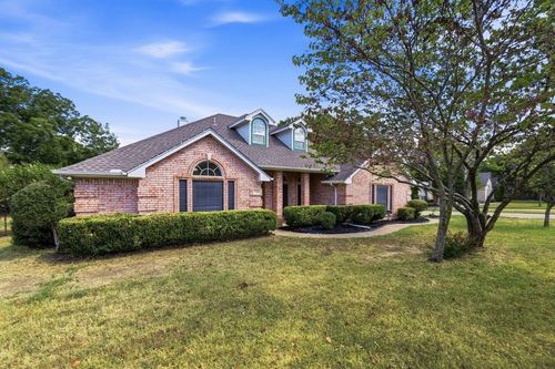 7501 Cains Meadow Ct, Burleson, TX, 76028-2805 | Card Image