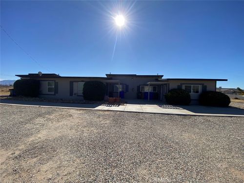 apt-3-13193 Navajo Rd, Apple Valley, CA, 92308-9629 | Card Image