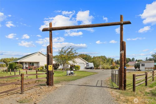 243 Winter Creek Ln, Ellensburg, WA, 98926-7147 | Card Image