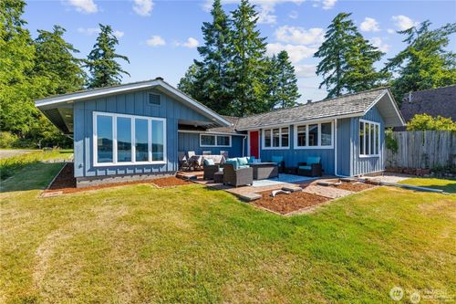 4448 S Shore Dr, Anacortes, WA, 98221-9582 | Card Image