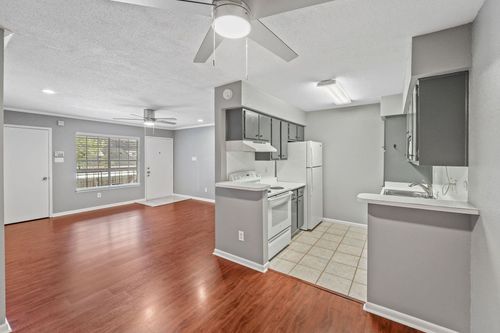 apt-116-2350 Bering Dr, Houston, TX, 77057-4734 | Card Image
