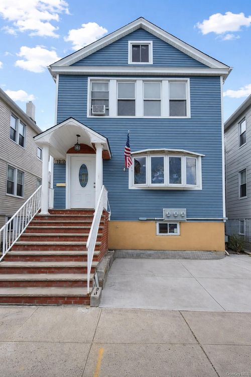 111-10 14th Ave, College Point, NY, 11356-1406 | Card Image