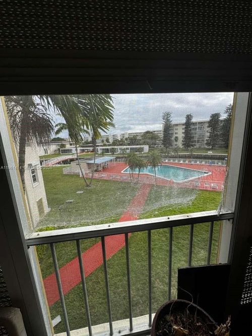 g307-2859 Leonard Dr, Aventura, FL, 33160 | Card Image