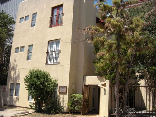 apt-301-712 W 21st St, Austin, TX, 78705-5454 | Card Image