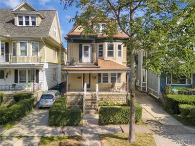 N - 302 W Delavan Avenue, Home with 6 bedrooms, 2 bathrooms and null parking in Buffalo NY | Image 1