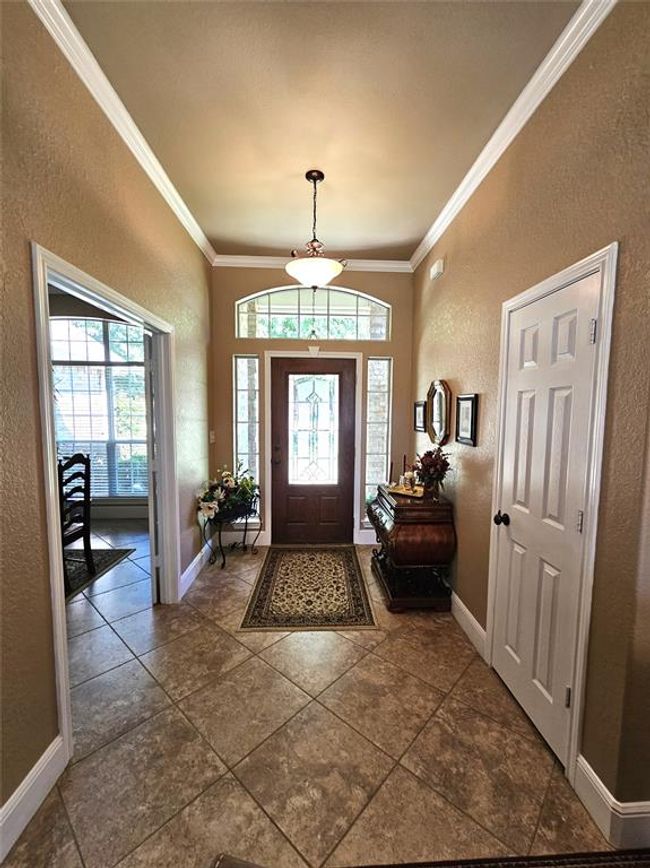 15091 Brookstone Drive, For Sale in Flint Zoocasa