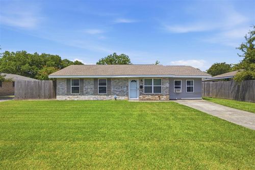 1719 Matilda St, Westlake, LA, 70669-4009 | Card Image