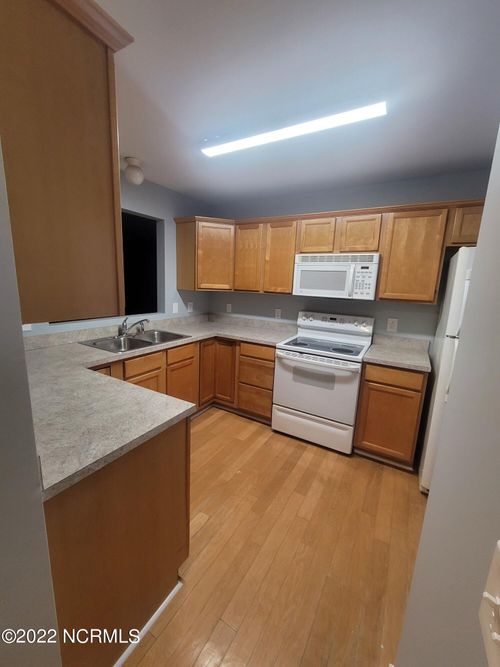 apt-b-5132 Greenville Loop Rd, Wilmington, NC, 28409-2164 | Card Image