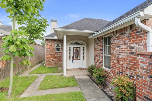 2168 Quail Oak Dr, Baton Rouge, LA, 70808-9034 | Card Image
