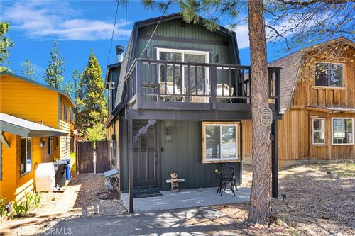 279 Los Angeles, Sugarloaf, CA, 92386 | Card Image