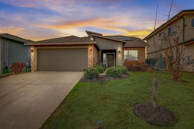 16405 Sumptuous Drive, House other with 3 bedrooms, 2 bathrooms and 4 parking in Manor TX | Image 1