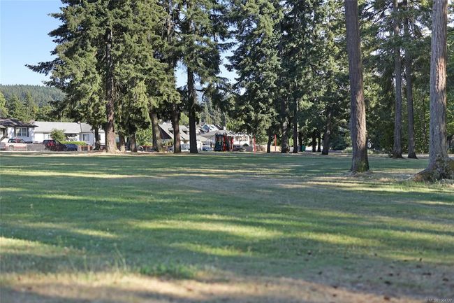 2 - 2846 4 Th Ave, Townhouse with 2 bedrooms, 2 bathrooms and 1 parking in Port Alberni BC | Image 35