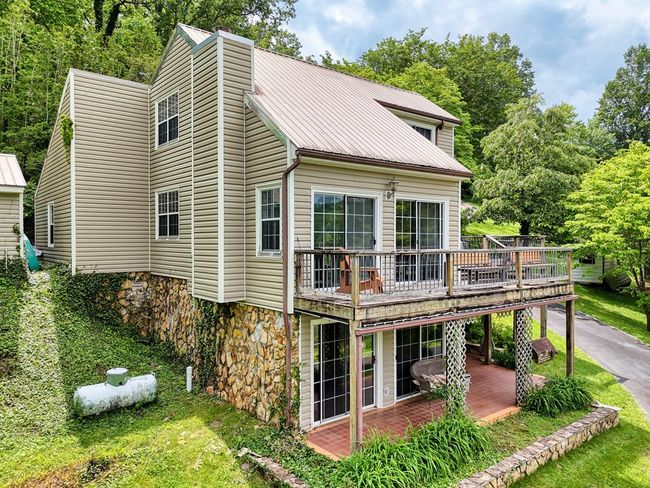 197 Kilpatrick Point Dr, House other with 3 bedrooms, 3 bathrooms and 1 parking in Hayesville NC | Image 5