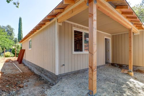 729 Shasta Park Dr, Shasta Lake, CA, 96019-9569 | Card Image