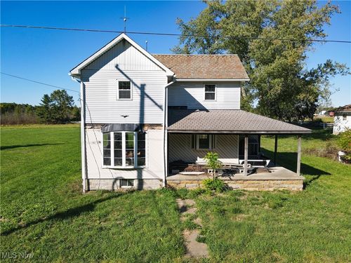 15862 W Akron Canfield Rd, Berlin Center, OH, 44401-9786 | Card Image