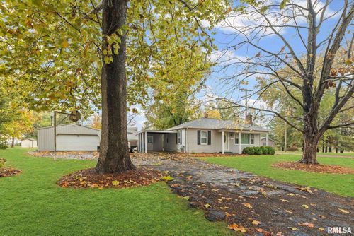 444 N Marion St, Centralia, IL, 62801-2017 | Card Image