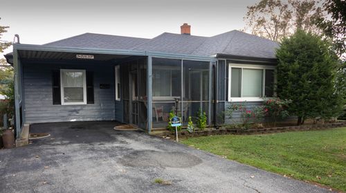 188 Rolling Acres Dr, Frankfort, KY, 40601-3086 | Card Image