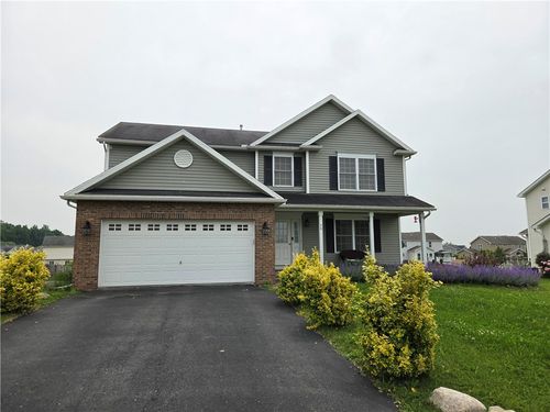 75 Haywards Heath, West Henrietta, NY, 14586-9493 | Card Image
