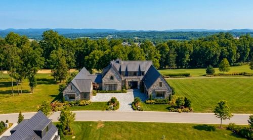 8025 Backwoods Dr, College Grove, TN, 37046-2010 | Card Image