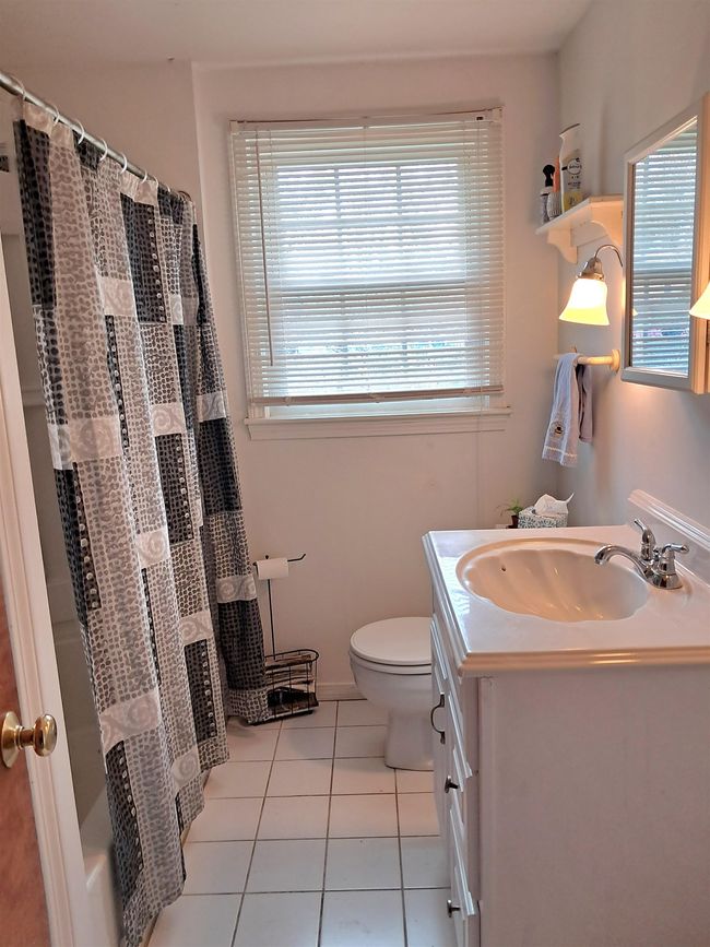45 Tenby Dr, House other with 4 bedrooms, 2 bathrooms and null parking in Nashua NH | Image 11