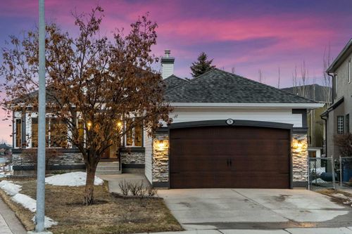76 Chaparral Cove Se, Home with 3 bedrooms, 3 bathrooms and 4 parking in Calgary AB | Card Image