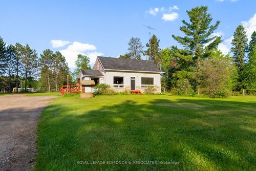 3433 Round Lake Rd, Killaloe, ON, K0J2A0 | Card Image