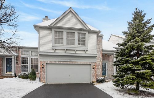 1723 Napoleon Dr, Naperville, IL, 60565-2640 | Card Image
