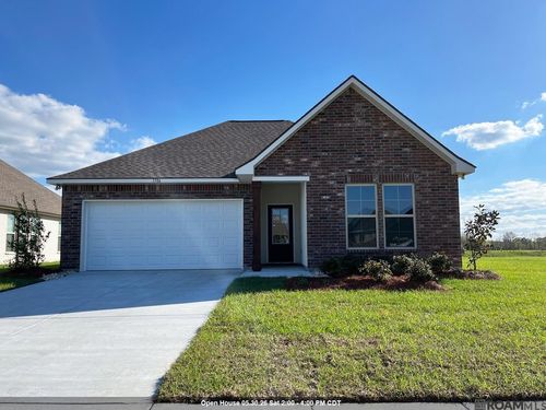 1586 Old Tucson Ave, Zachary, LA, 70791-2381 | Card Image