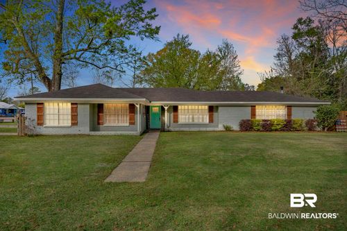 21897 Broad St, Silverhill, AL, 36576-3927 | Card Image