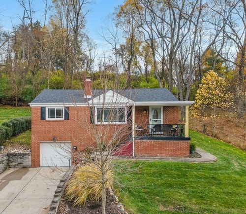 111 W Bruceton Rd, Pleasant Hills, PA, 15236-4235 | Card Image