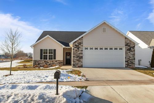 4647 N Cherryvale Avenue, APPLETON, WI, 54913 | Card Image