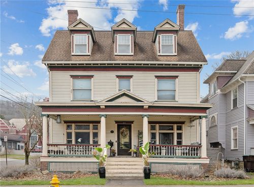 1101 Elk St, Franklin, PA, 16323-1230 | Card Image