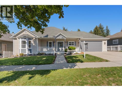 416 Quilchena Drive, House with 4 bedrooms, 3 bathrooms and 4 parking in Kelowna BC | Card Image