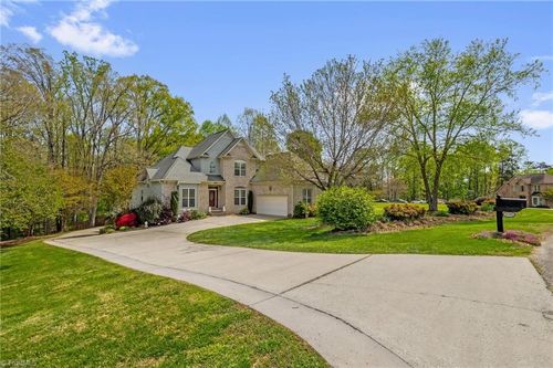 6505 Heron Point Ct, Belews Creek, NC, 27009-9225 | Card Image