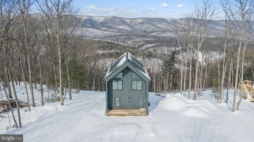 4039 Supinlick Ridge Rd, MOUNT JACKSON, VA, 22842-3457 | Card Image