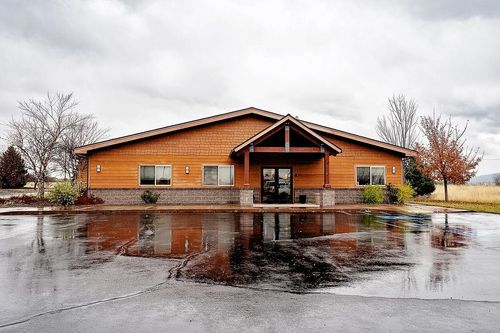 6701 N Idaho Rd, NEWMAN LAKE, WA, 99025-9557 | Card Image