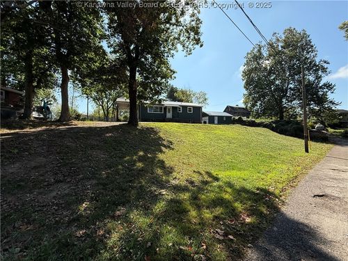 4819 Hickory St, South Charleston, WV, 25309-2515 | Card Image