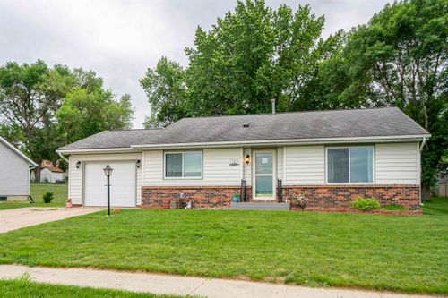 1160 Plymouth St Se, Le Mars, IA, 51031-1787 | Card Image