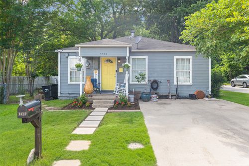 4400 3rd St, Greenville, TX, 75401-5819 | Card Image